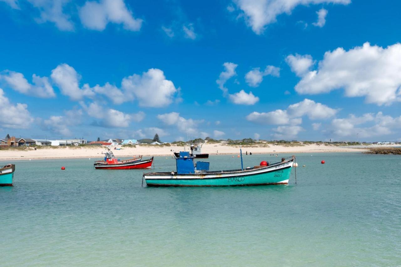 Bliss On The Bay Villa Struisbaai Exteriör bild