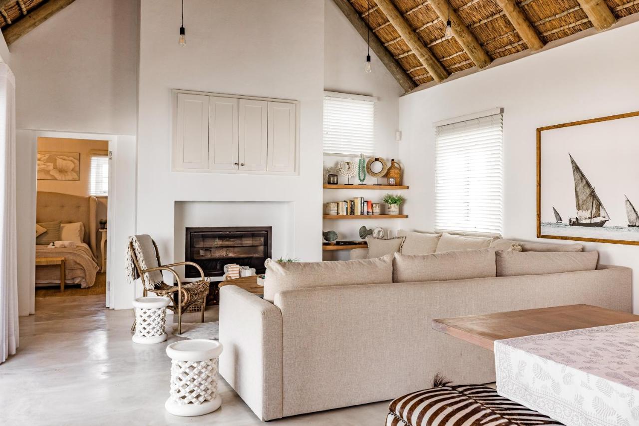 Bliss On The Bay Villa Struisbaai Exteriör bild