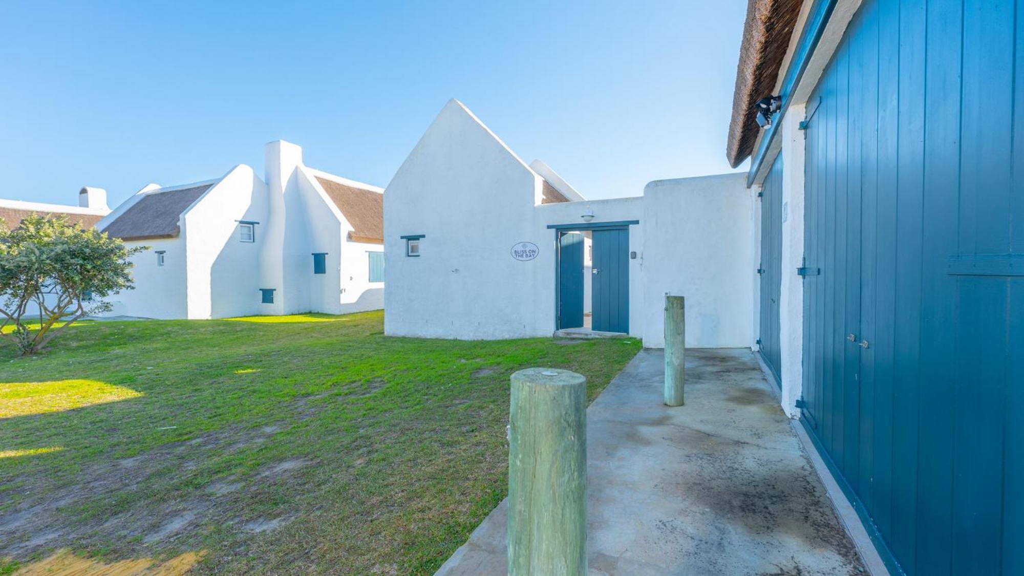 Bliss On The Bay Villa Struisbaai Exteriör bild